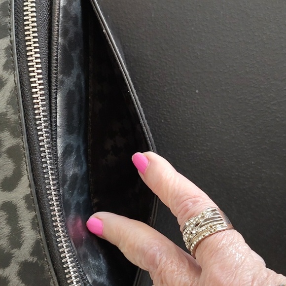 NWT Karl Lagerfeld Crossbody Bag - Picture 5 of 9